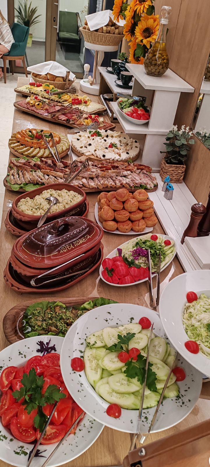 Restaurant dining
