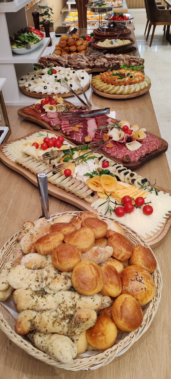 Restaurant food